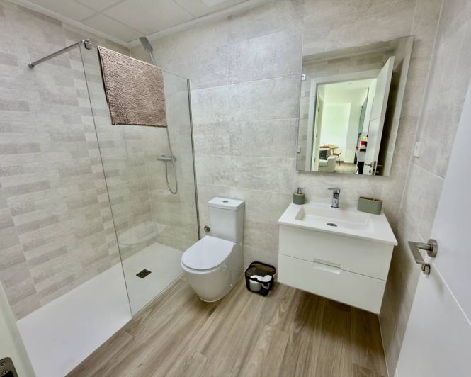 Image No.14-3 Bed Apartment for sale