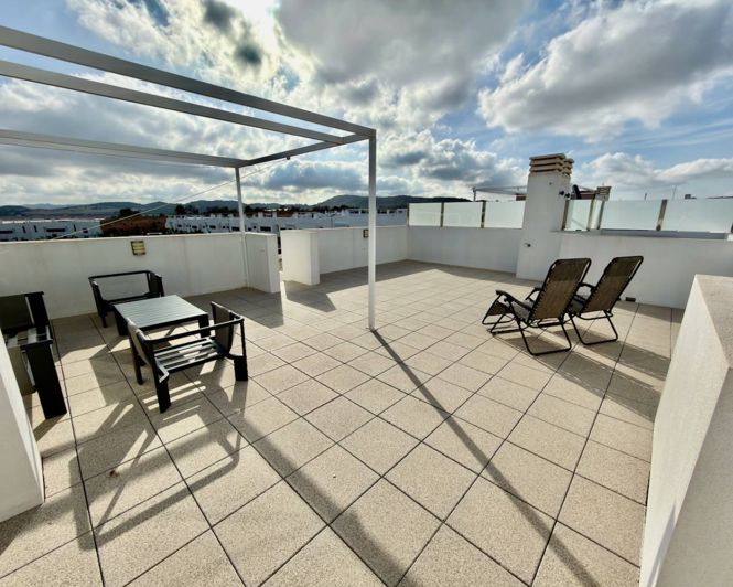 Image No.18-3 Bed Apartment for sale