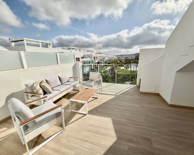 Image No.20-3 Bed Apartment for sale