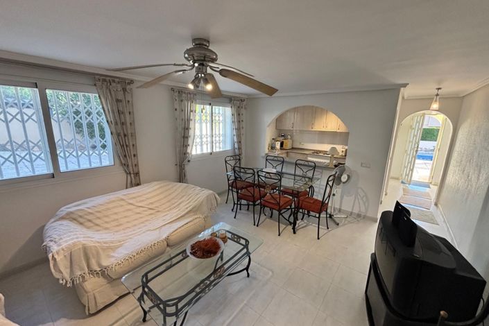 Image No.25-5 Bed Villa for sale