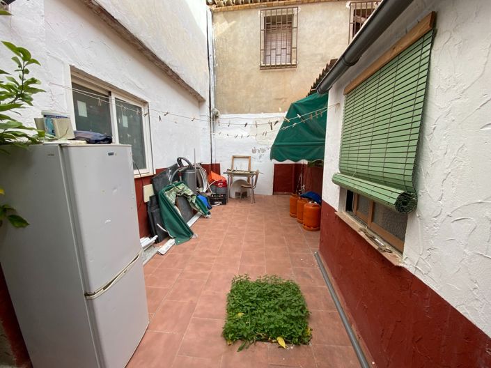 Image No.18-7 Bed Country House for sale