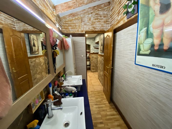 Image No.39-7 Bed Country House for sale