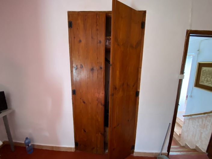 Image No.50-7 Bed Country House for sale