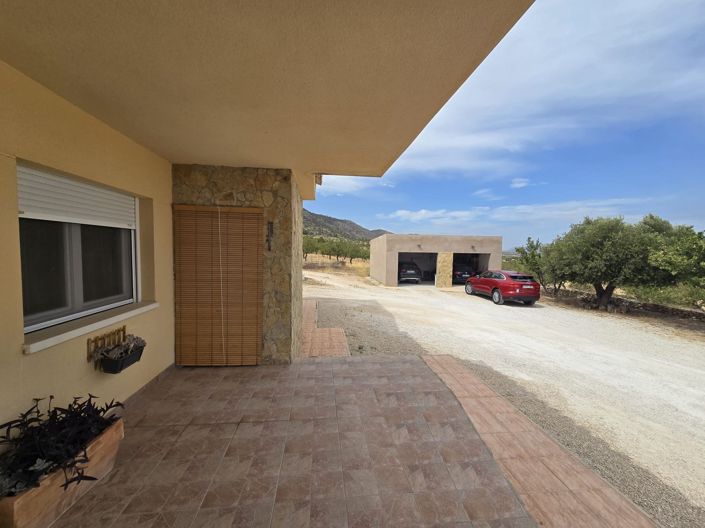 Image No.33-4 Bed Villa for sale