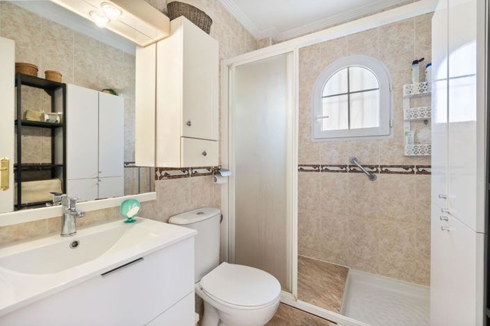 Image No.18-3 Bed Duplex for sale