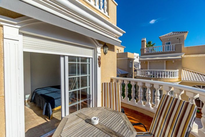 Image No.21-3 Bed Duplex for sale