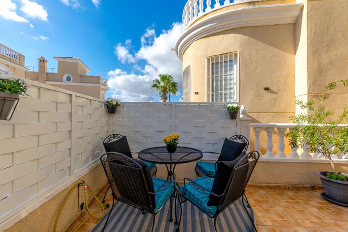 Image No.6-3 Bed Duplex for sale