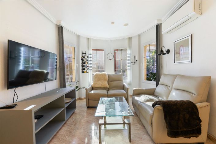 Image No.9-3 Bed Duplex for sale