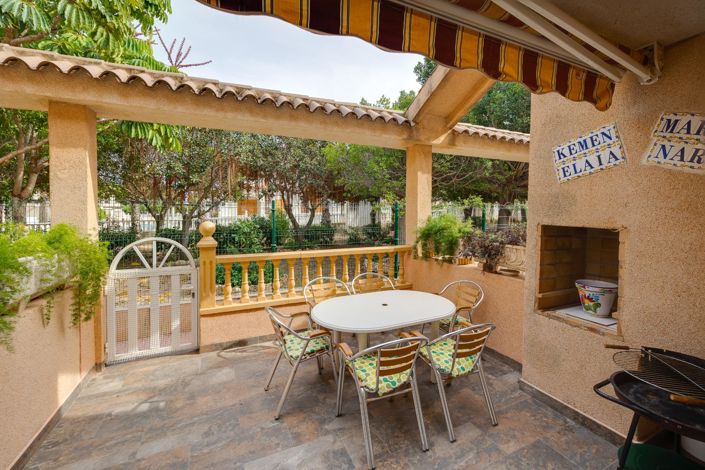 Image No.1-3 Bed Townhouse for sale