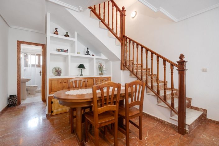 Image No.16-3 Bed Townhouse for sale