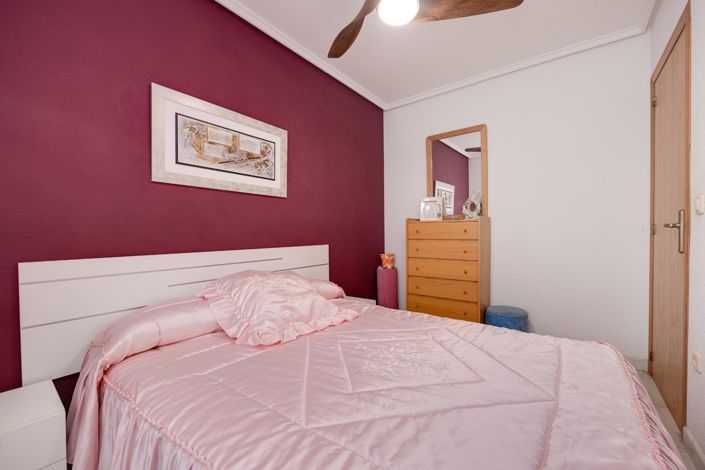 Image No.21-3 Bed Townhouse for sale