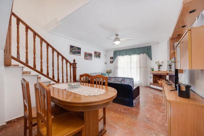 Image No.3-3 Bed Townhouse for sale