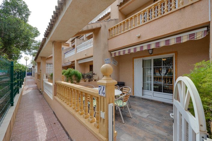 Image No.33-3 Bed Townhouse for sale