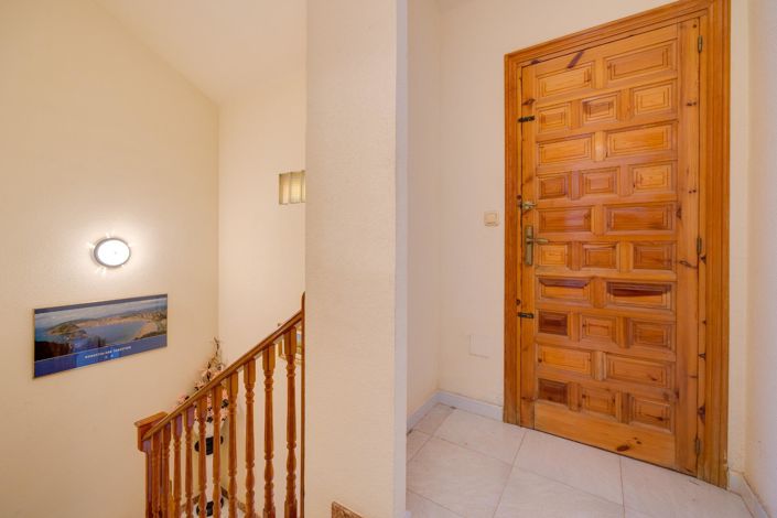 Image No.35-3 Bed Townhouse for sale