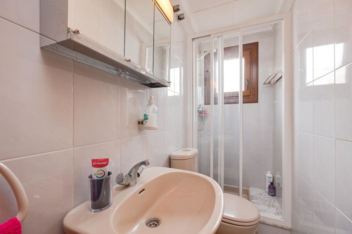 Image No.7-3 Bed Townhouse for sale