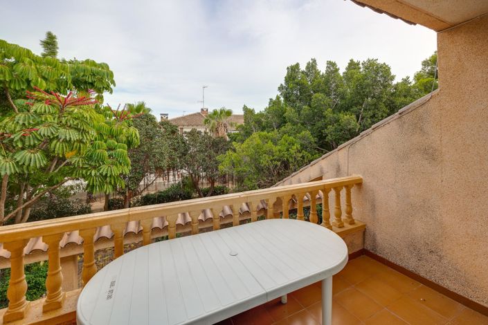 Image No.9-3 Bed Townhouse for sale