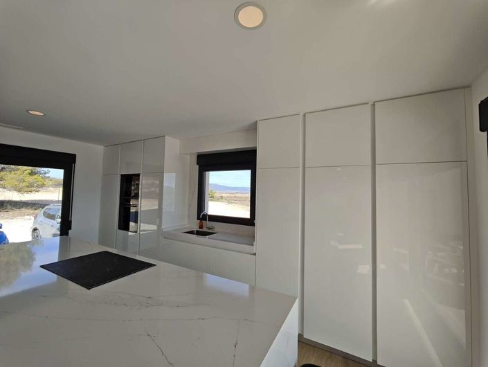 Image No.37-4 Bed Villa for sale