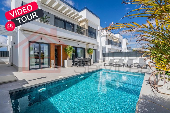 Image No.1-4 Bed Villa for sale