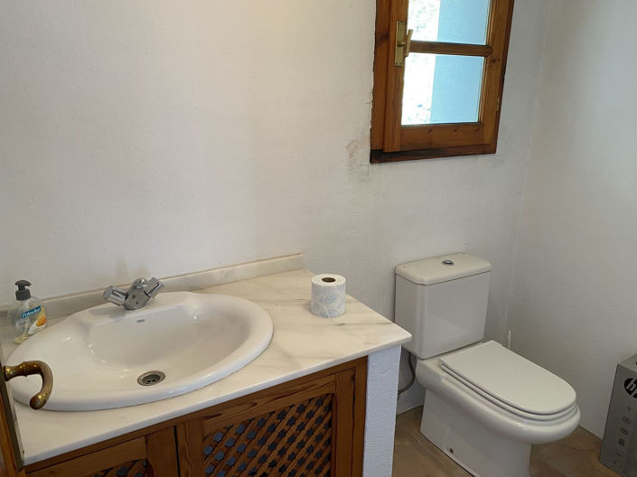 Image No.32-4 Bed Villa for sale