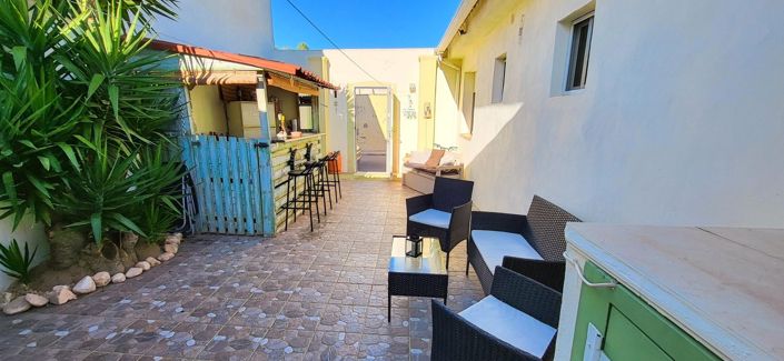 Image No.25-3 Bed Townhouse for sale