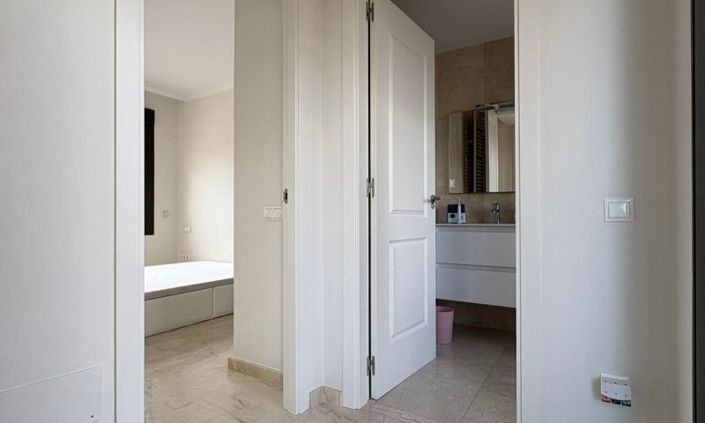 Image No.33-2 Bed Apartment for sale