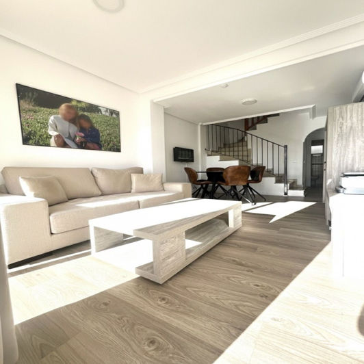 Image No.5-3 Bed Townhouse for sale