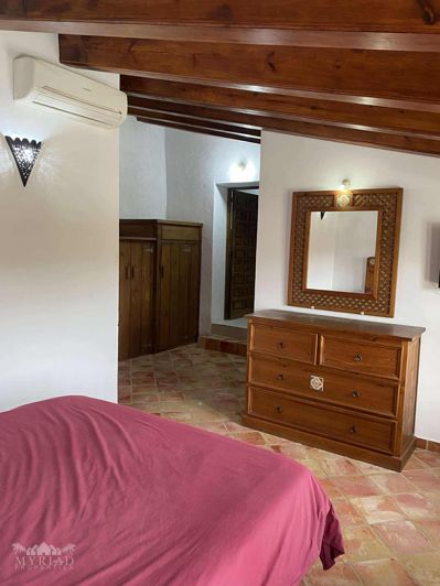 Image No.12-5 Bed Chalet for sale