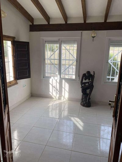 Image No.41-5 Bed Chalet for sale