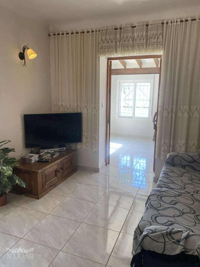 Image No.8-5 Bed Chalet for sale