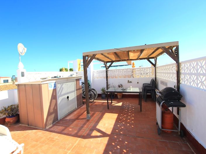 Image No.18-2 Bed Apartment for sale