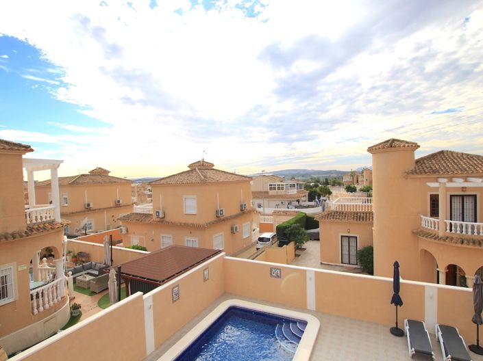 Image No.34-4 Bed Villa for sale