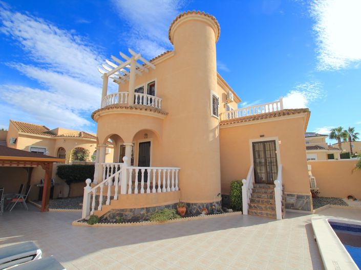 Image No.8-4 Bed Villa for sale