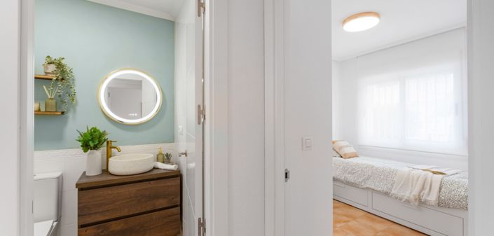 Image No.19-2 Bed Townhouse for sale