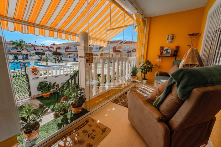 Image No.40-2 Bed Townhouse for sale