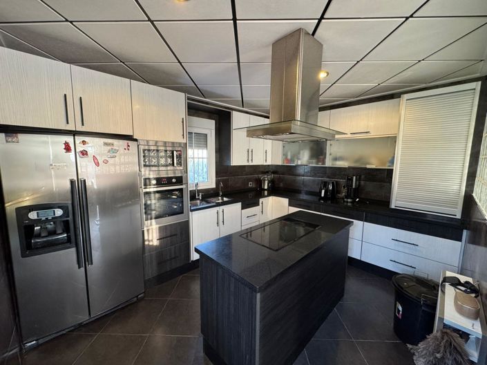 Image No.40-2 Bed Villa for sale