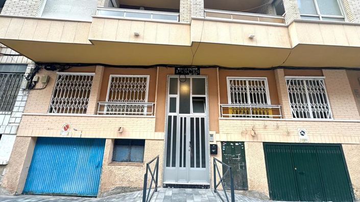 Image No.2-3 Bed Apartment for sale