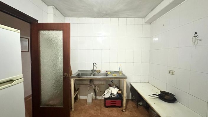 Image No.22-3 Bed Apartment for sale