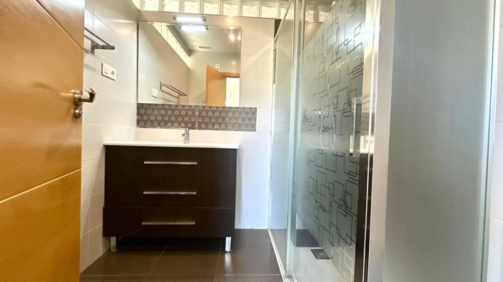 Image No.23-3 Bed Apartment for sale