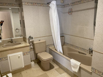 11-20939a0134ad724a8cb2a801094d15a4