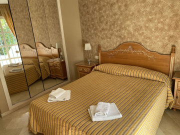 8-e64a9055bba3e77ac8aca3b893cdf826