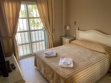 11-20939a0134ad724a8cb2a801094d15a4