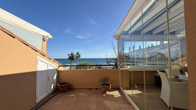 11-20939a0134ad724a8cb2a801094d15a4