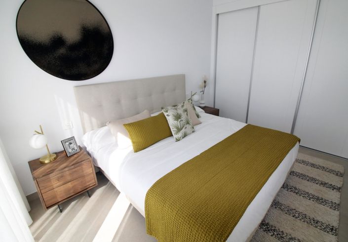 Image No.21-3 Bed Townhouse for sale