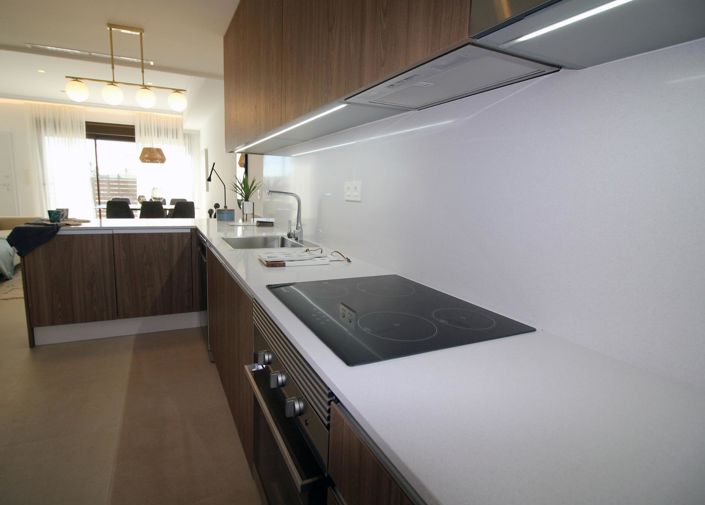 Image No.24-3 Bed Townhouse for sale