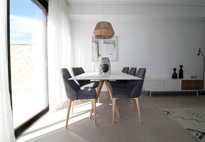 Image No.3-3 Bed Townhouse for sale