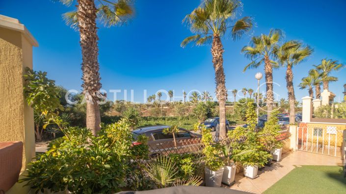 Image No.13-4 Bed Townhouse for sale