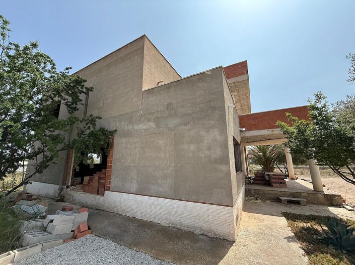 Image No.11-7 Bed Villa for sale