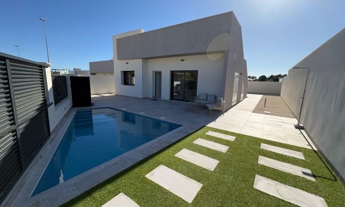 Image No.4-3 Bed Villa for sale