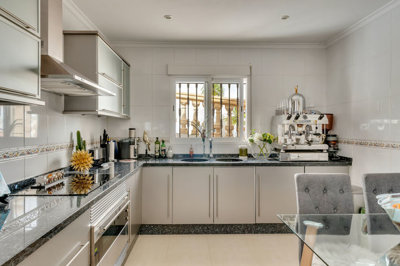 12517-villa-for-sale-in-pego-23722282-large