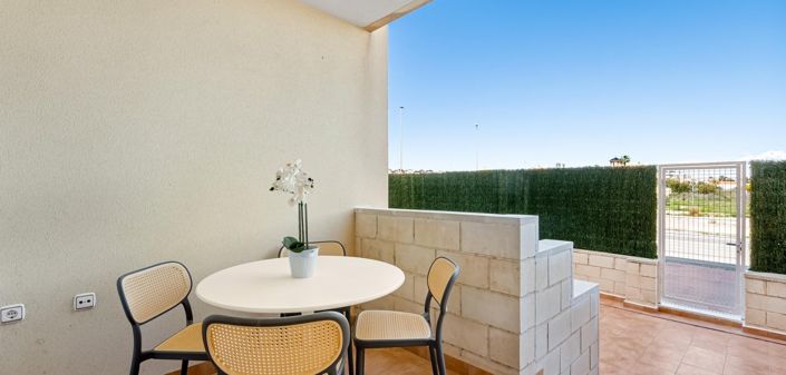 Image No.22-2 Bed Apartment for sale